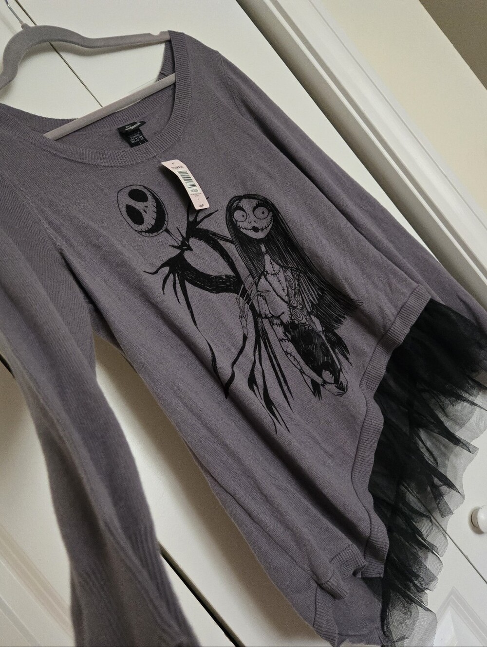 NWT Torrid Disney Nightmare Before Christmas Gray Knit Top Tulle Rayon Blend - Picture 10 of 10